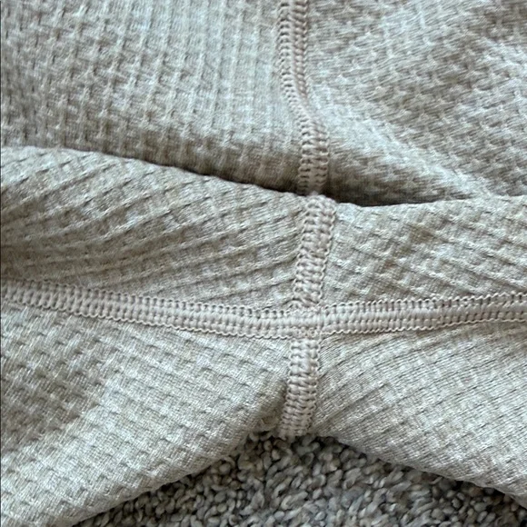 NWOT Lululemon Women's Engineered Warmth Joggers sz 6 - Picture 6 of 6